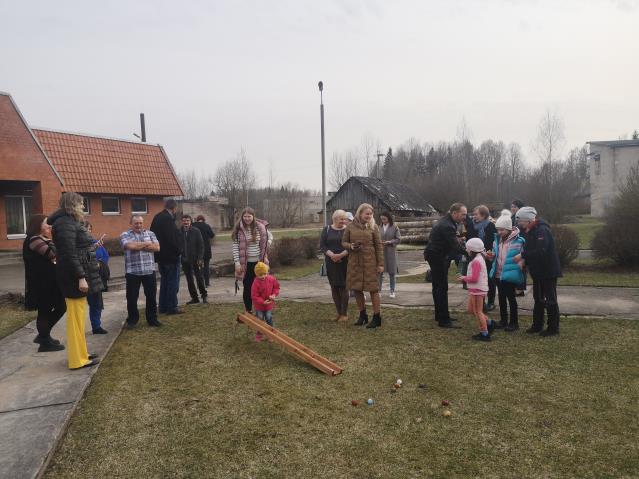 Olu ripināšana pēc Lieldienu koncerta